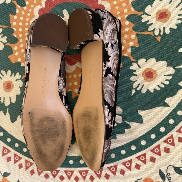 Zara Trafaluc Floral Heels - Picture 5 of 5